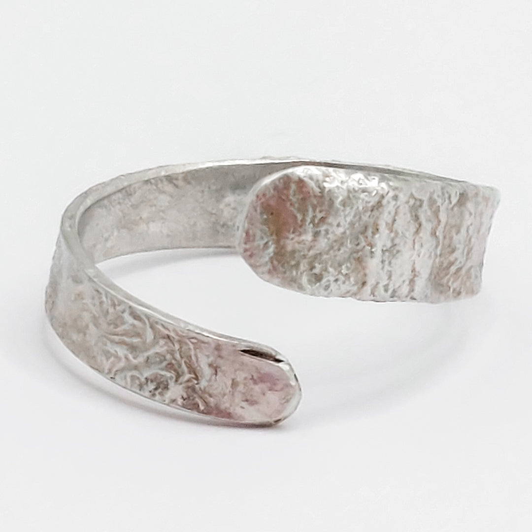 Reticulated Silver Band Wrap Ring