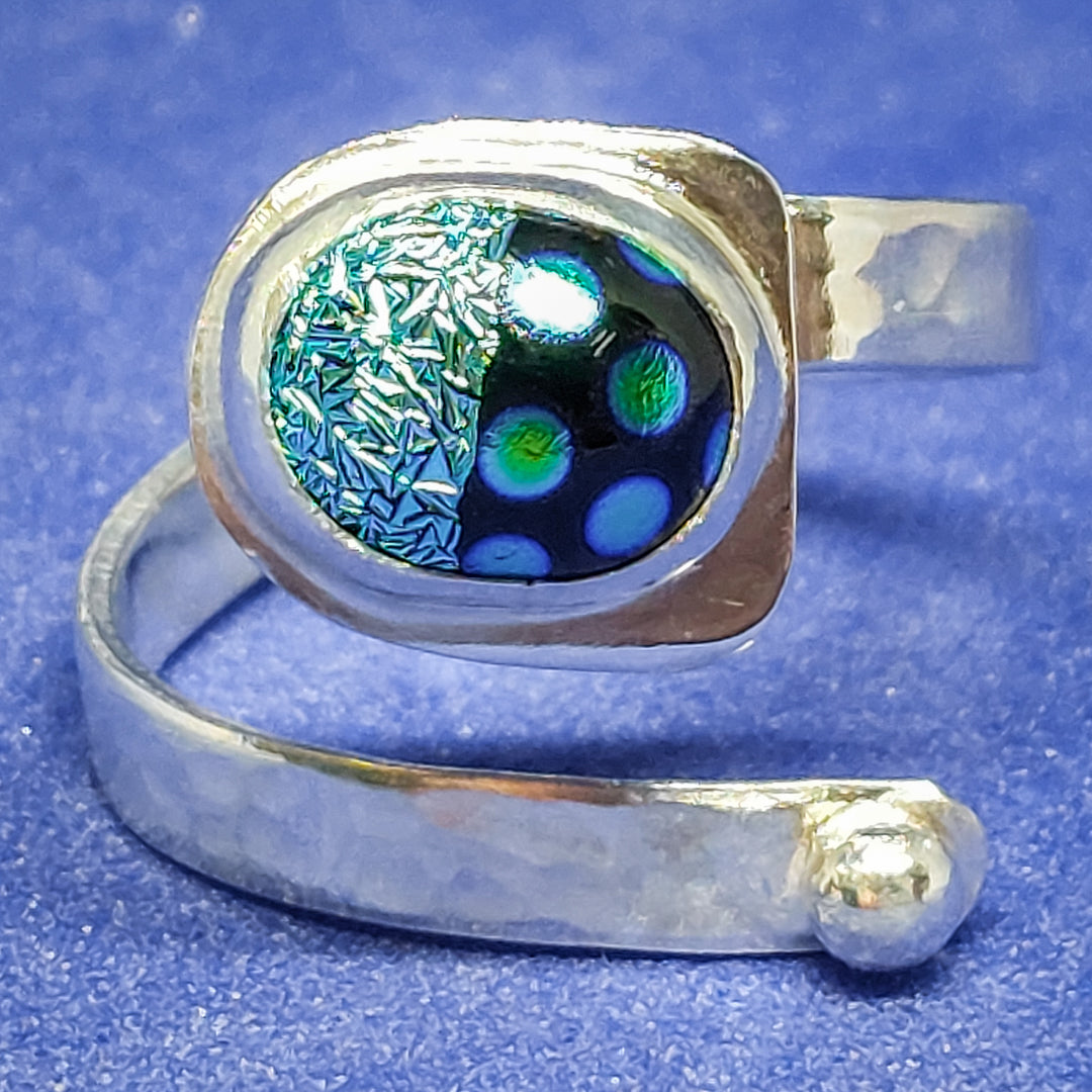 Silver Wrap Ring with Stunning Green Glass Stone