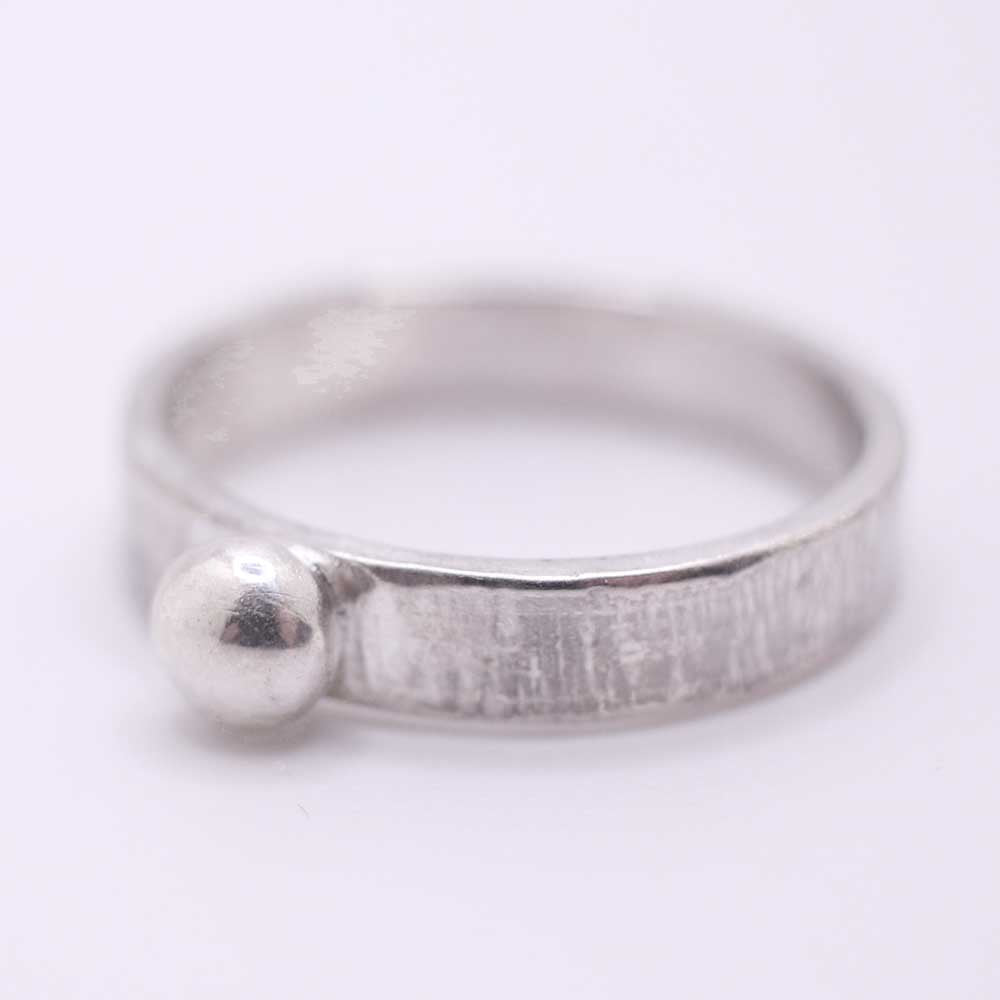 Bark Textured Ring with Silver Pebble