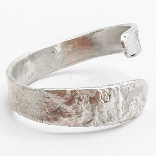 Reticulated Silver Band Wrap Ring