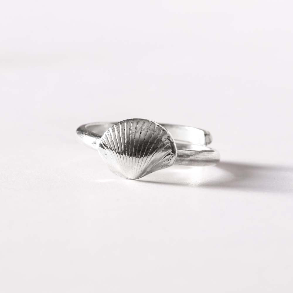 Silver Cockle Shell Ring (Adjustable)