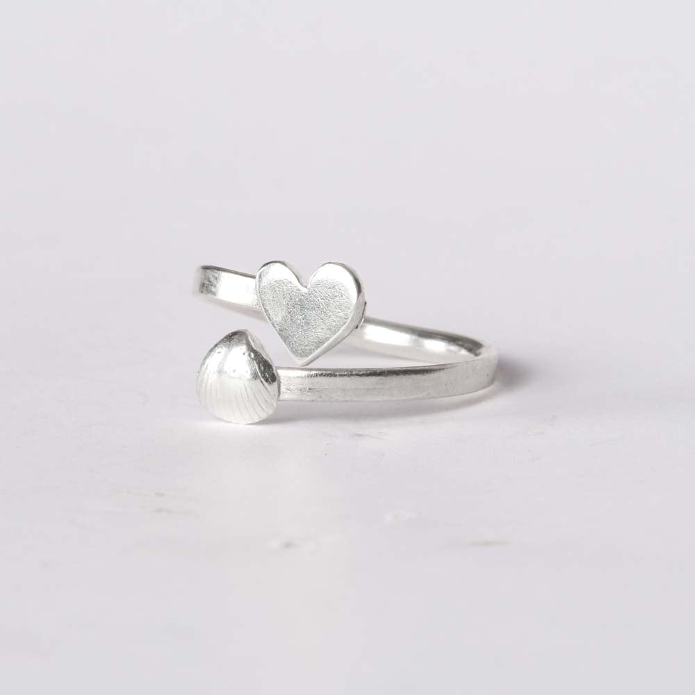 Silver Heart and Shell Ring -(Adjustable)